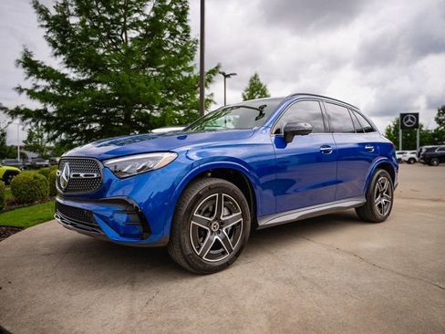 Certified 2025 Mercedes-Benz GLC 300 4MATIC w/ AMG Line image 7