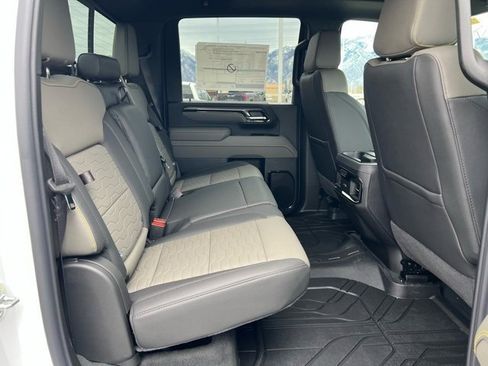 New 2026 Chevrolet Silverado 2500 ZR2 image 15