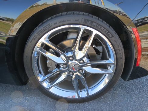 Used 2015 Chevrolet Corvette Stingray Convertible w/ 2LT Preferred Equipment Group image 6