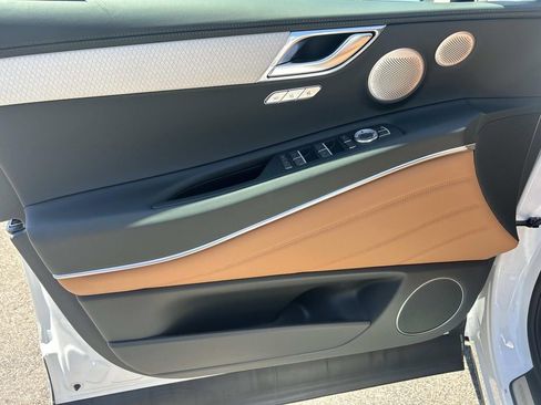 New 2026 Genesis GV80 2.5T Prestige AWD/4WD image 17