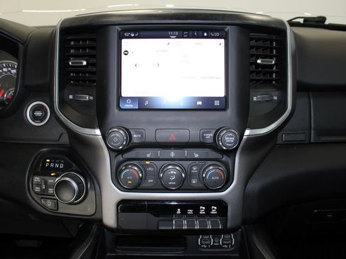 Used 2022 RAM 1500 Big Horn AWD/4WD image 4