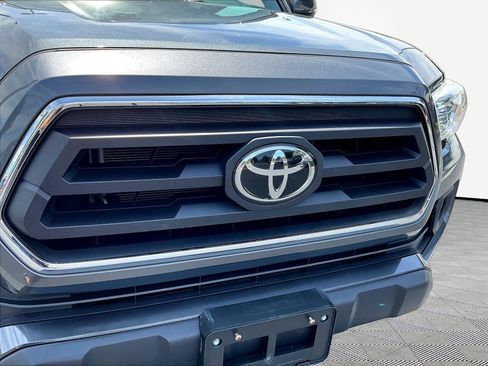 Used 2020 Toyota Tacoma SR5 w/ Technology Package AWD/4WD image 34
