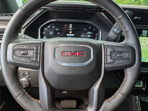 Used 2024 GMC Sierra 2500 AT4 w/ Technology Package AWD/4WD image 25