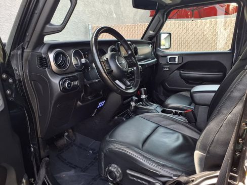 Used 2022 Jeep Wrangler Unlimited Sport AWD/4WD image 14