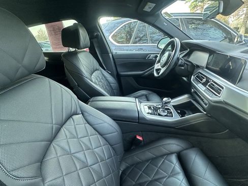 Used 2023 BMW X6 xDrive40i w/ M Sport Package image 5