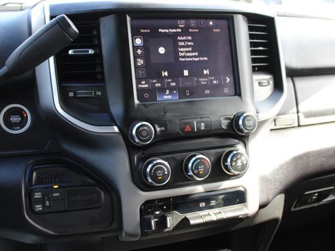 Used 2024 RAM 2500 Big Horn AWD/4WD image 21