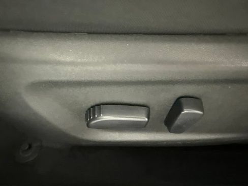 Used 2024 Nissan Altima 2.5 SV FWD image 19