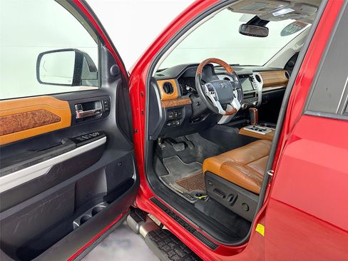 Used 2020 Toyota Tundra 1794 Edition image 3