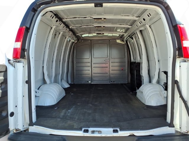 Used 2019 Chevrolet Express 2500 w/ Driver Convenience Package RWD image 10