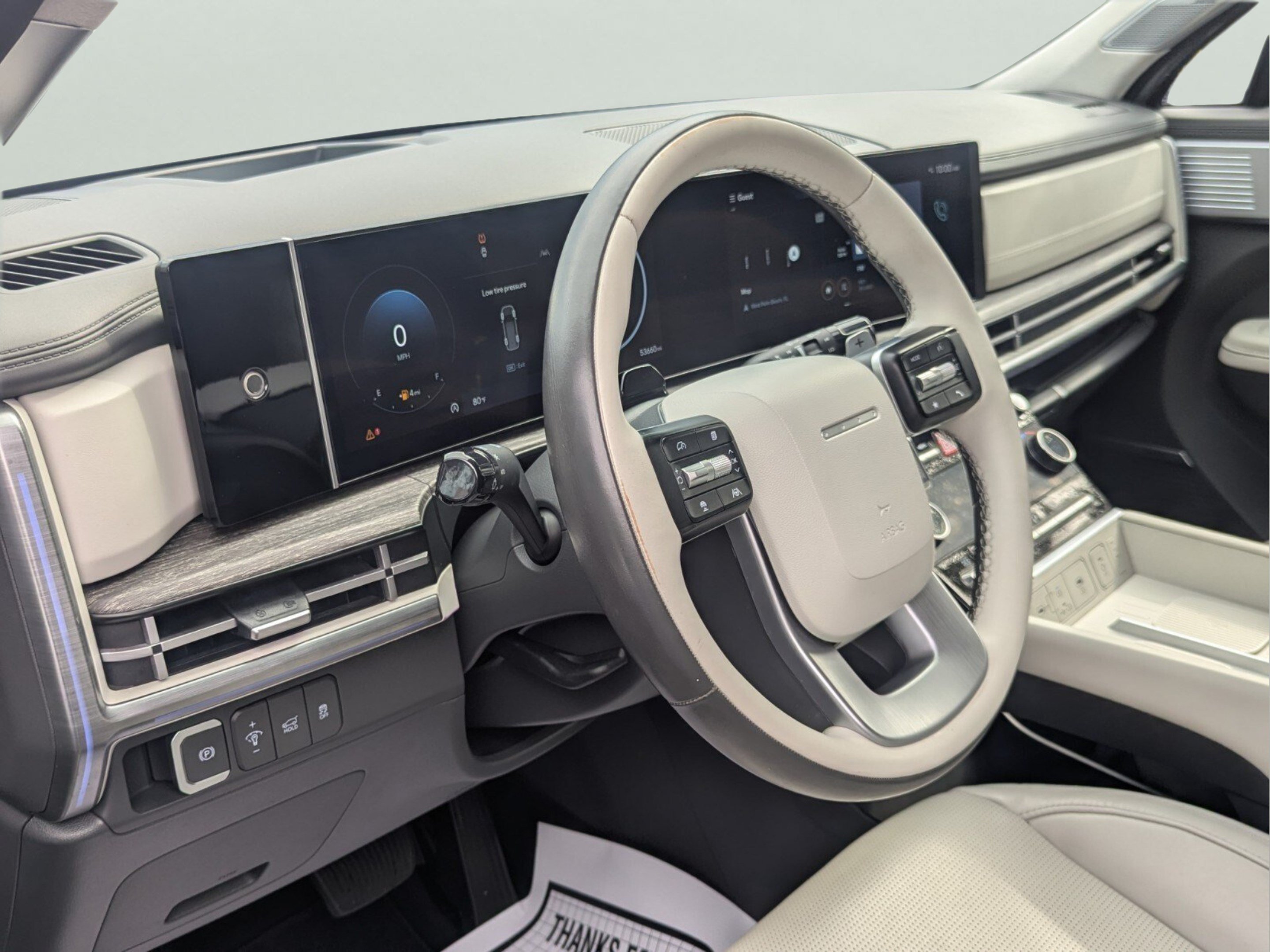 Used 2024 Hyundai Santa Fe Calligraphy FWD image 9