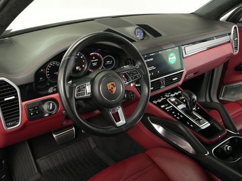 Used 2019 Porsche Cayenne Turbo AWD/4WD image 39