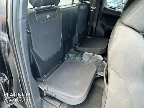 Used 2016 Toyota Tacoma TRD Sport w/ Towing Package AWD/4WD image 16