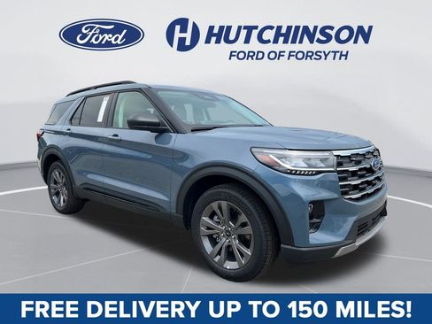 New 2026 Ford Explorer Active w/ Active Comfort Package AWD/4WD image 1
