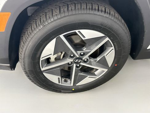 Used 2025 Hyundai Tucson SEL image 11