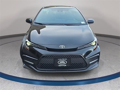 Used 2020 Toyota Corolla XSE image 3