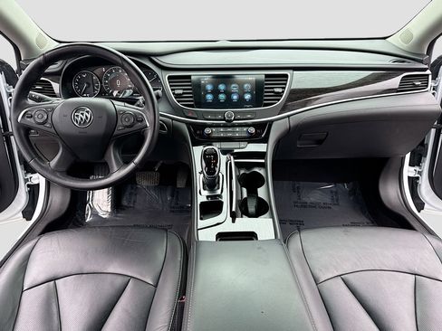 Used 2019 Buick LaCrosse Essence image 3