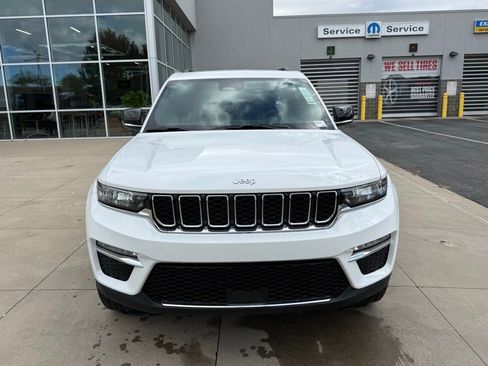 New 2025 Jeep Grand Cherokee Limited w/ Trailer Tow Package image 5