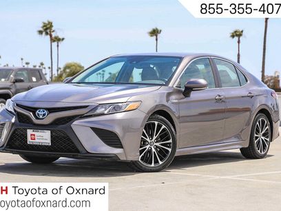 Certified 2019 Toyota Camry SE w/ Sunroof Package