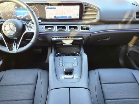 New 2026 Mercedes-Benz GLS 450 4MATIC image 13