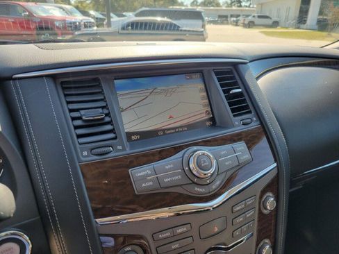 Used 2020 Nissan Armada SL image 22