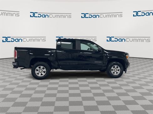 Used 2017 GMC Canyon 2WD Crew Cab w/ Convenience Package image 9