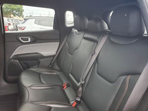 Used 2023 Jeep Compass Latitude AWD/4WD image 24