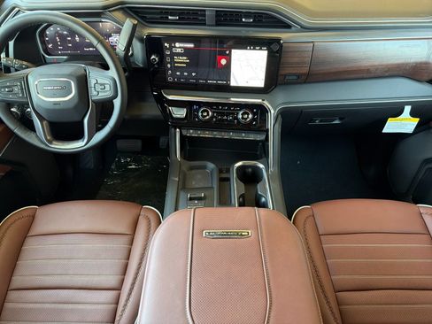 New 2026 GMC Sierra 2500 Denali Ultimate AWD/4WD image 13