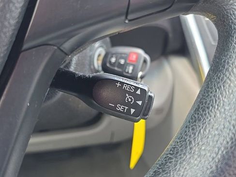 Used 2017 Toyota Camry LE image 16