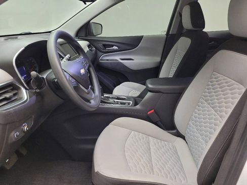 Used 2021 Chevrolet Equinox LS w/ LS Convenience Package FWD image 17