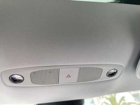 Used 2022 Tesla Model 3 Long Range image 32