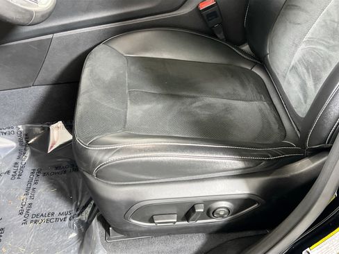 Used 2023 Jeep Grand Cherokee Altitude image 18