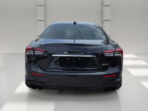 Used 2023 Maserati Ghibli Modena RWD image 6