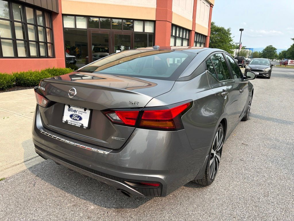 Used 2022 Nissan Altima 2.0 SR FWD image 7