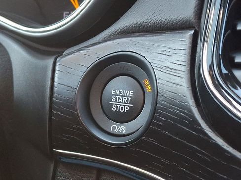 Used 2021 Jeep Grand Cherokee High Altitude image 32