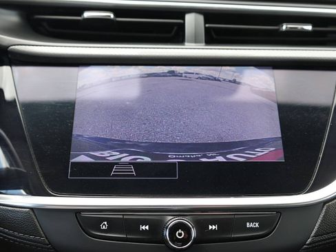 Used 2021 Buick Encore GX Select w/ Sport Touring Package FWD image 22