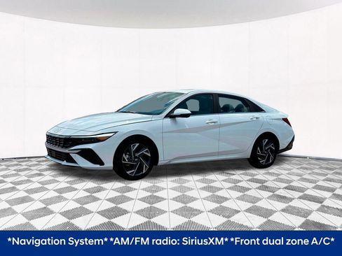 New 2025 Hyundai Elantra Limited image 2