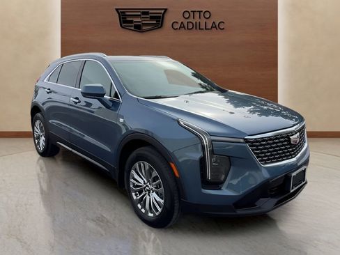 Certified 2024 Cadillac XT4 Premium Luxury image 7