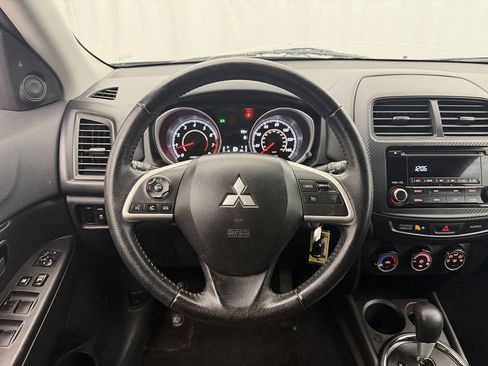 Used 2015 Mitsubishi Outlander Sport ES AWD/4WD image 5