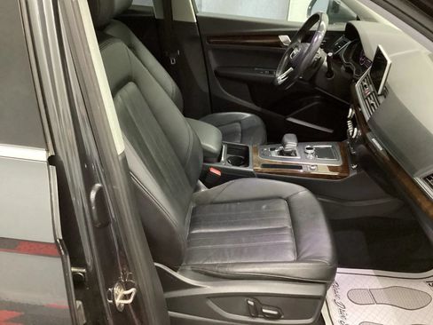 Used 2018 Audi Q5 2.0T Premium Plus w/ Premium Plus Package AWD/4WD image 11