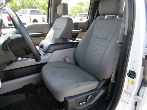 Used 2017 Ford F150 XLT w/ Equipment Group 302A Luxury AWD/4WD image 20
