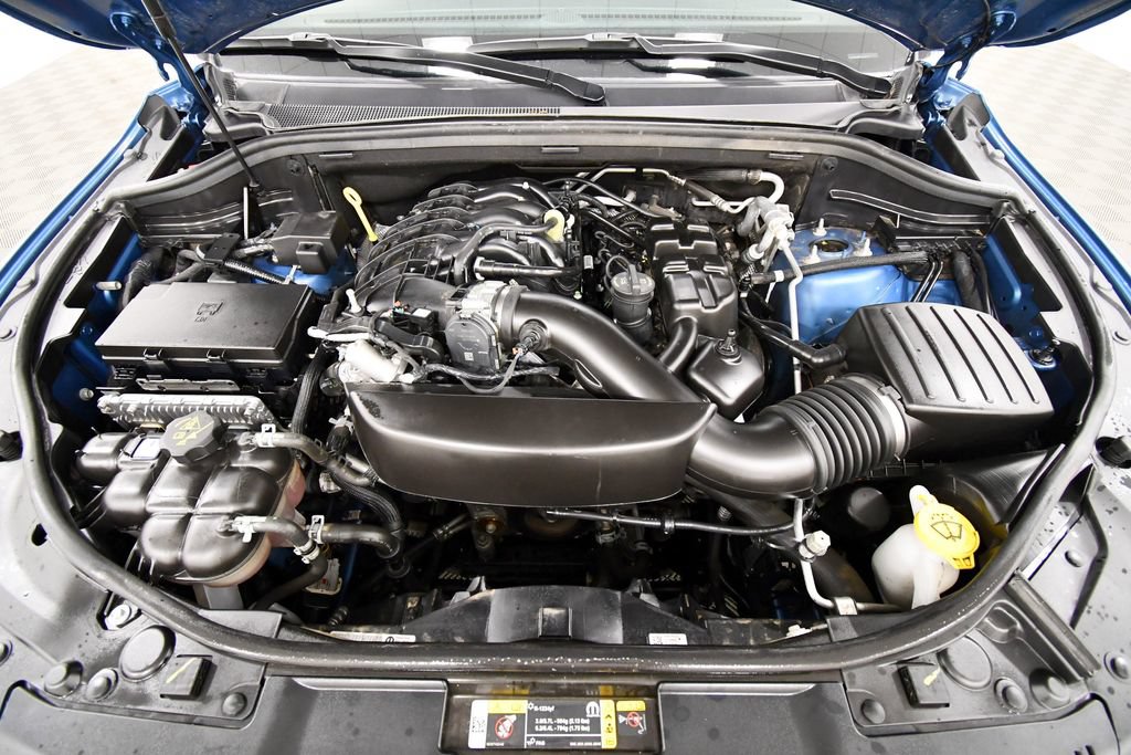 Used 2025 Dodge Durango GT AWD/4WD image 12