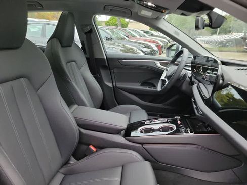 New 2026 Audi A6 Premium Plus AWD/4WD image 22