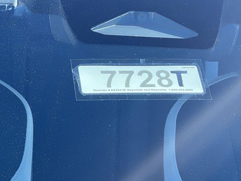 Used 2025 Toyota Camry SE w/ Multimedia Upgrade Package image 34