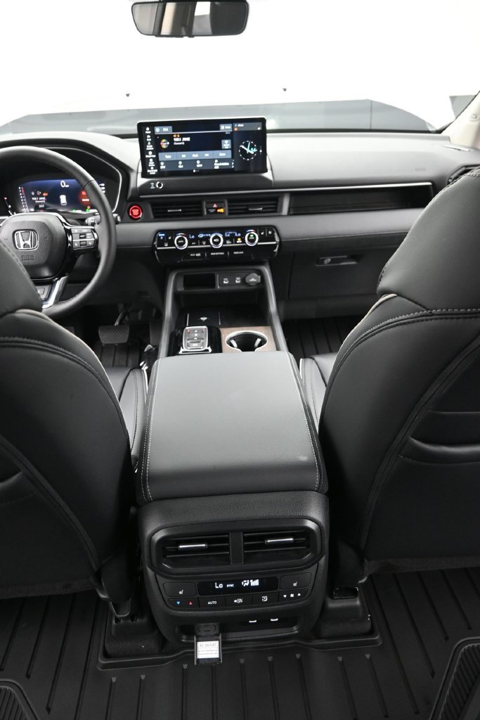 New 2026 Honda Pilot Elite image 11
