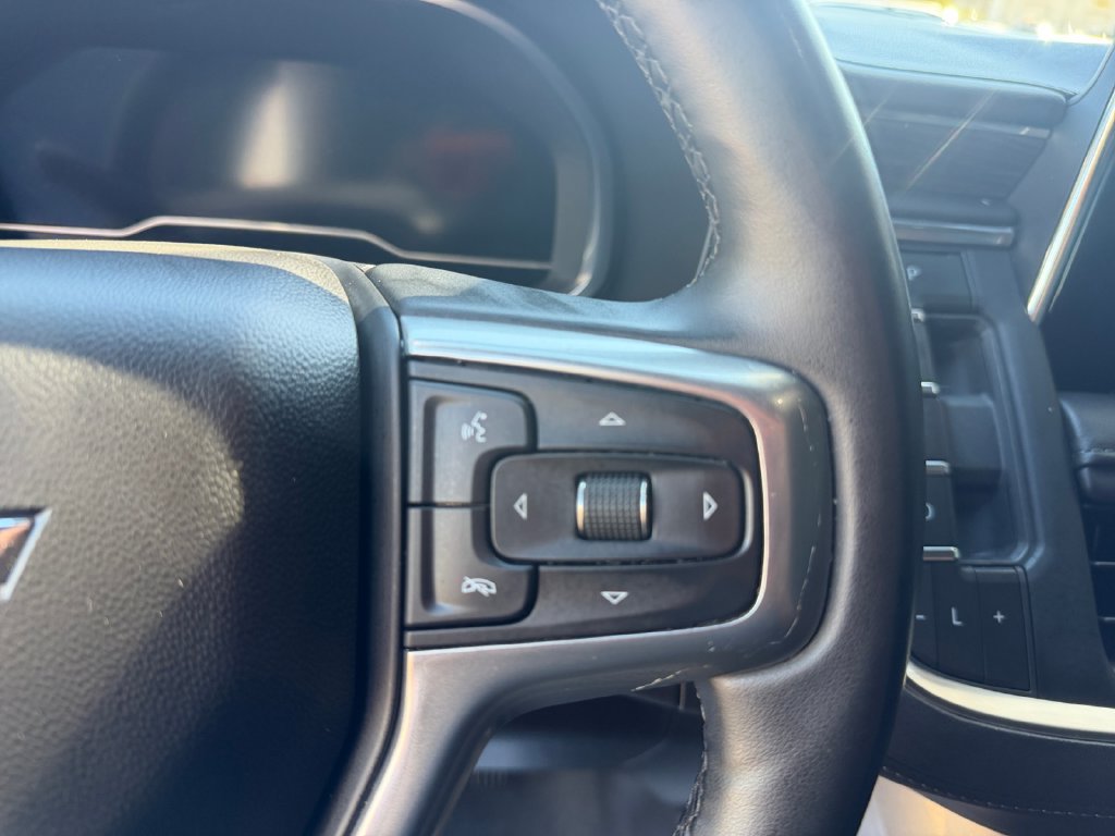 Used 2023 Chevrolet Tahoe LT w/ Luxury Package RWD image 18