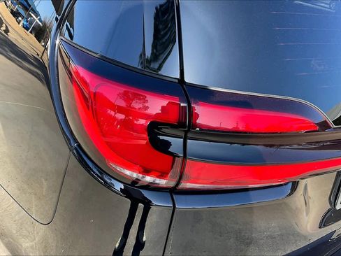 Used 2024 Chrysler Pacifica Pinnacle image 26