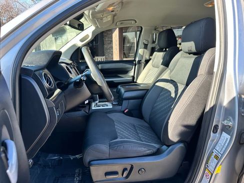 Used 2018 Toyota Tundra SR5 w/ SR5 Upgrade Package image 12