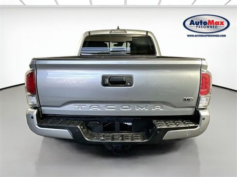 Used 2023 Toyota Tacoma TRD Sport image 7