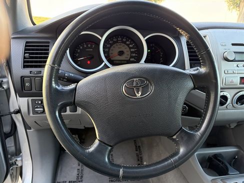 Used 2008 Toyota Tacoma PreRunner RWD image 15