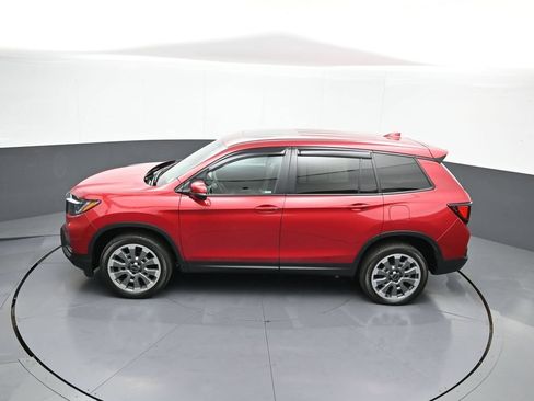 Certified 2024 Honda Passport EX-L image 42
